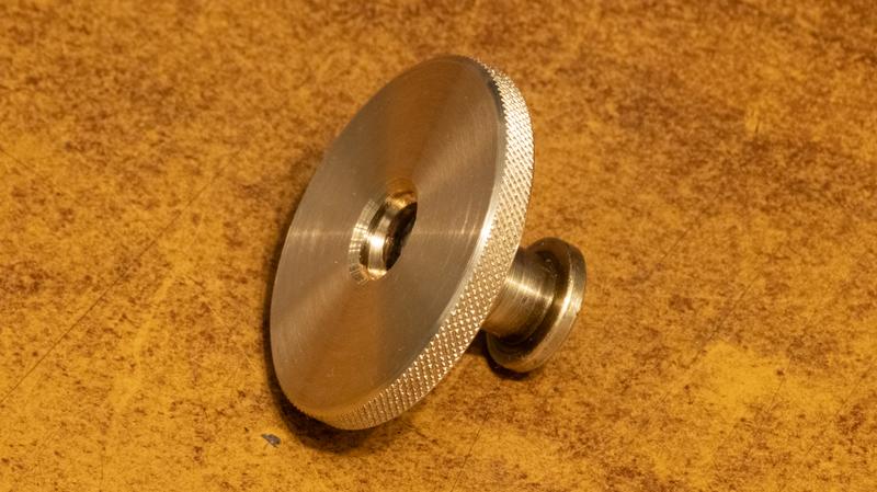Knurling the edge